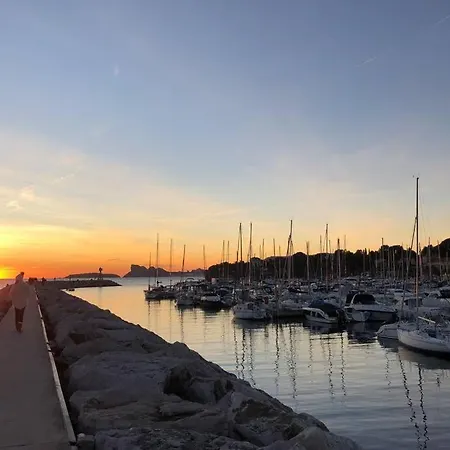 Studio 27 M2 Terasse 12m2 Parking Plage Climatisation Confort Apartamento